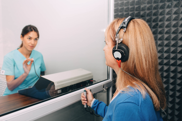İşitme Testi Nedir? Nasıl Yapılır?