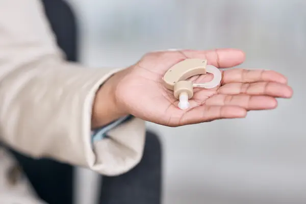 İşitme Cihazı Kullanmak Kulağı Tembelleştirir mi?